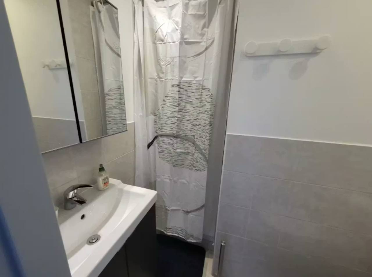 Studio meublé - Image 4